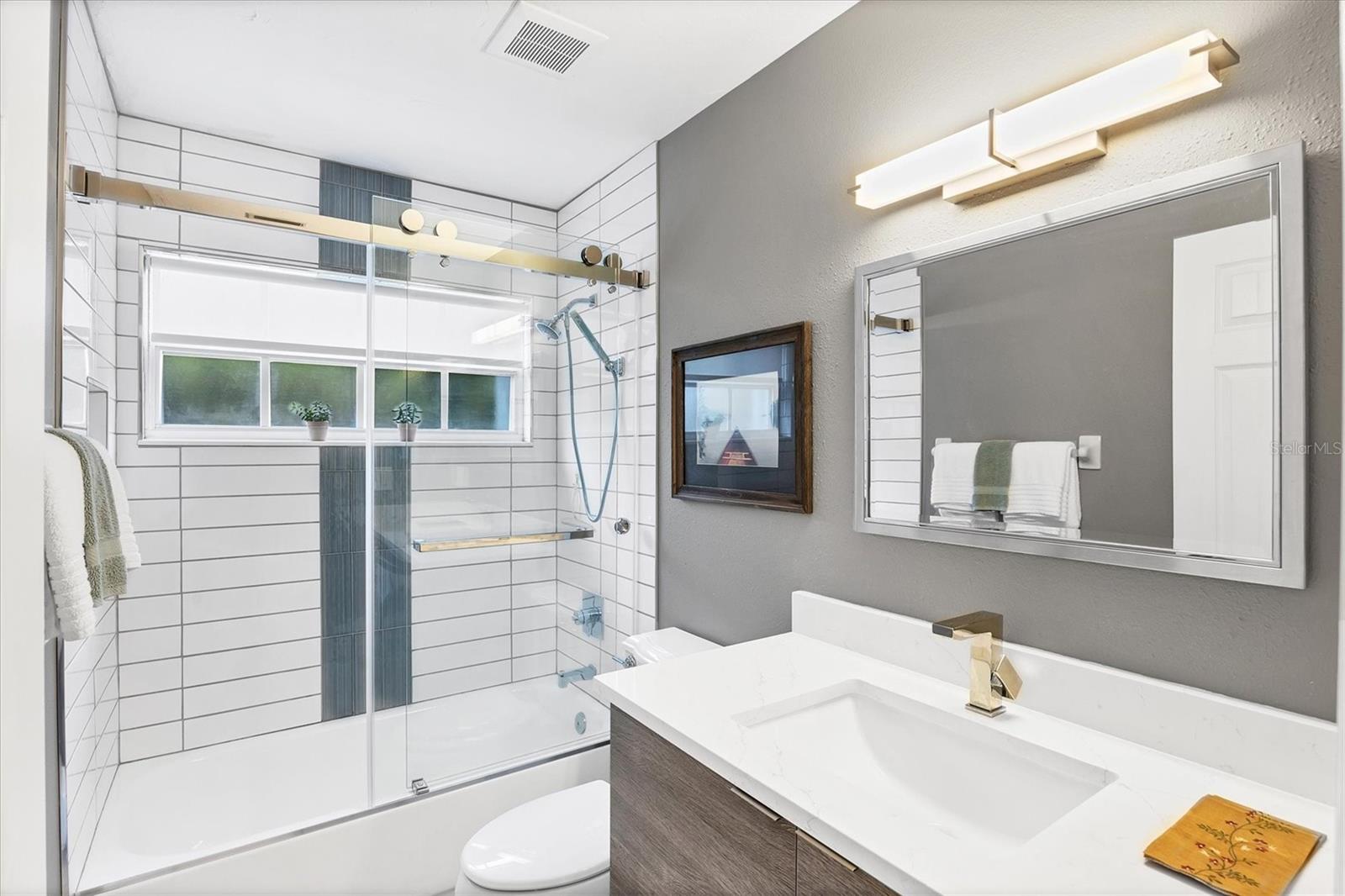 Image 26 of 46 For 4617 Hamlets Grove Drive