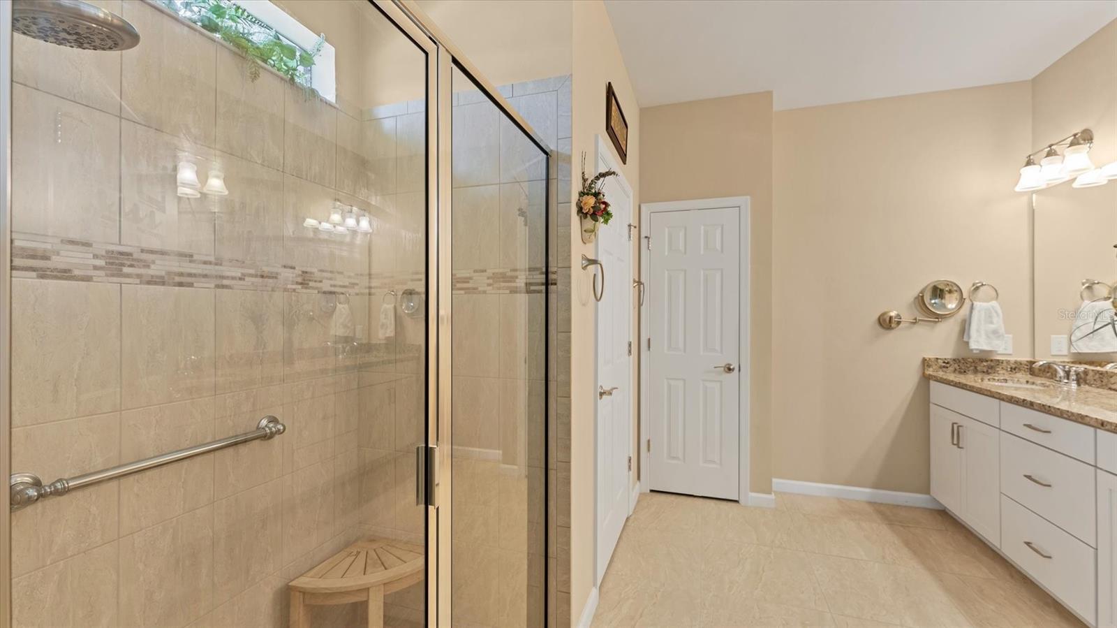 Image 21 of 83 For 16748 Blackwater Terrace