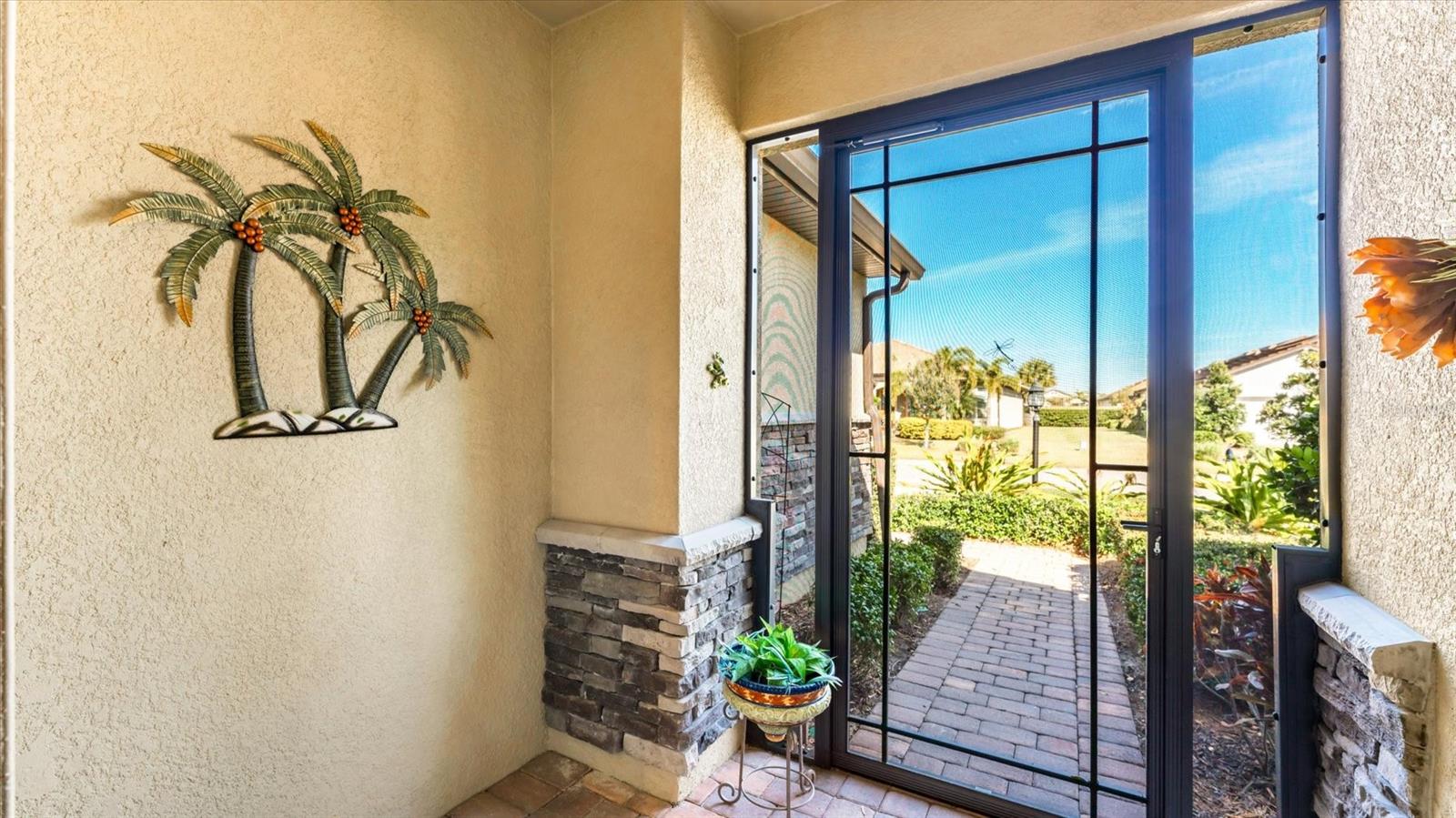 Image 29 of 83 For 16748 Blackwater Terrace