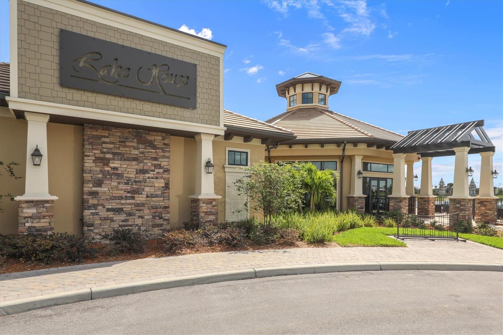 Image 55 of 83 For 16748 Blackwater Terrace