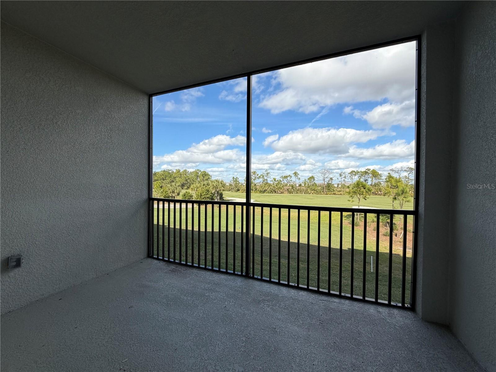 Image 10 of 11 For 12320 Wellen Golf Street 205