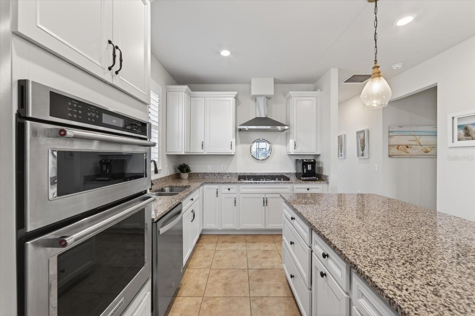 Image 16 of 95 For 17725 Northwood Pl.