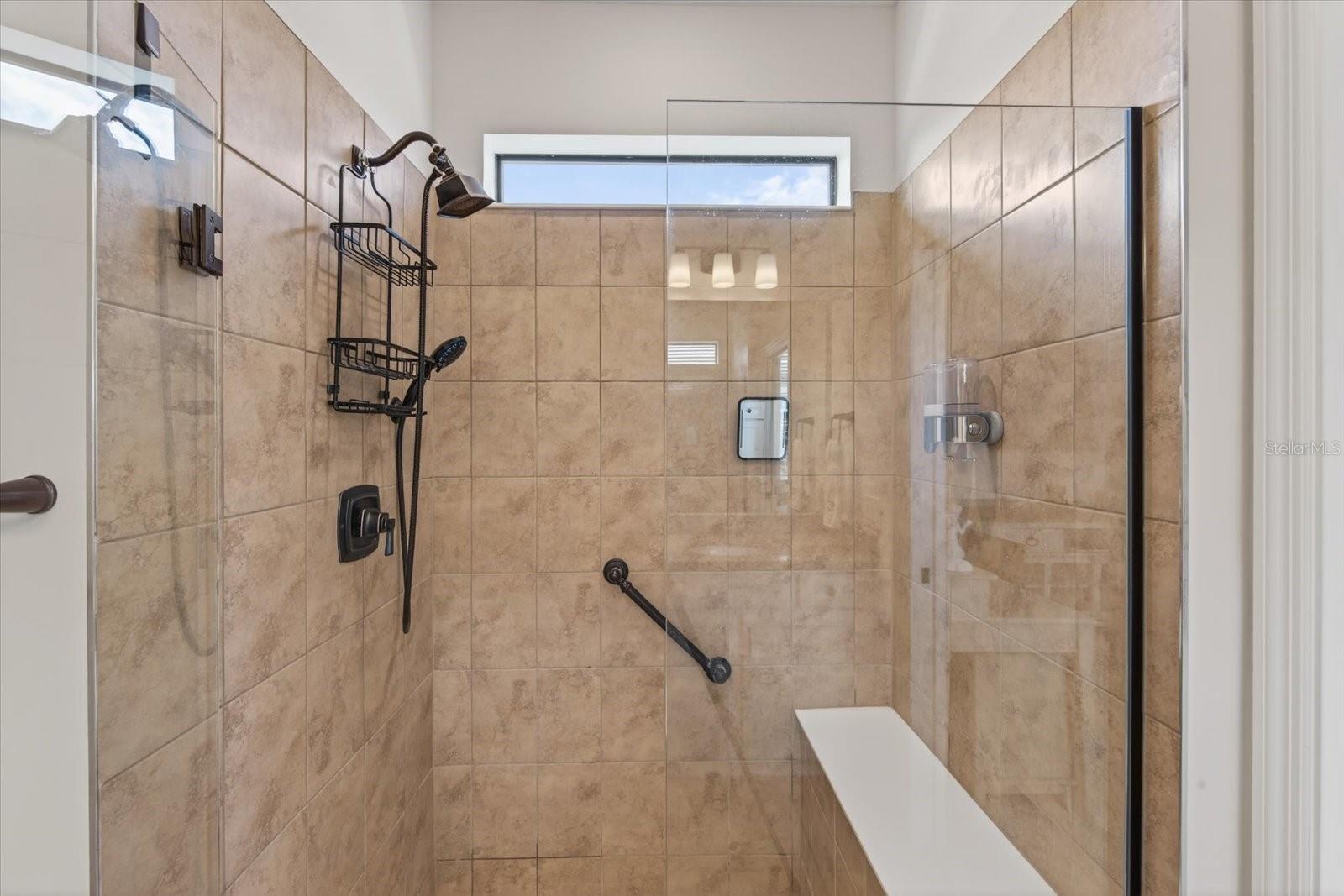 Image 37 of 95 For 17725 Northwood Pl.