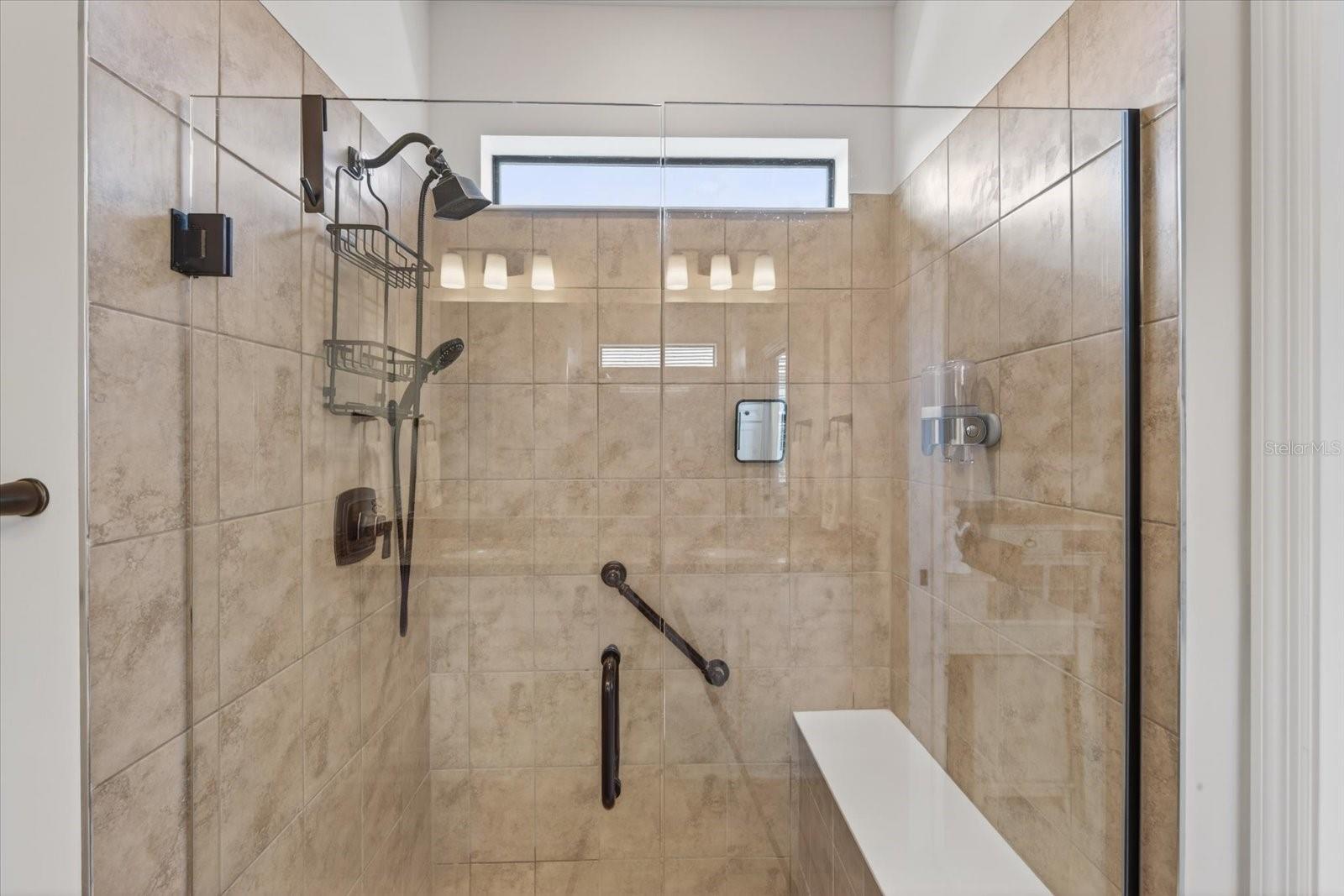 Image 38 of 95 For 17725 Northwood Pl.