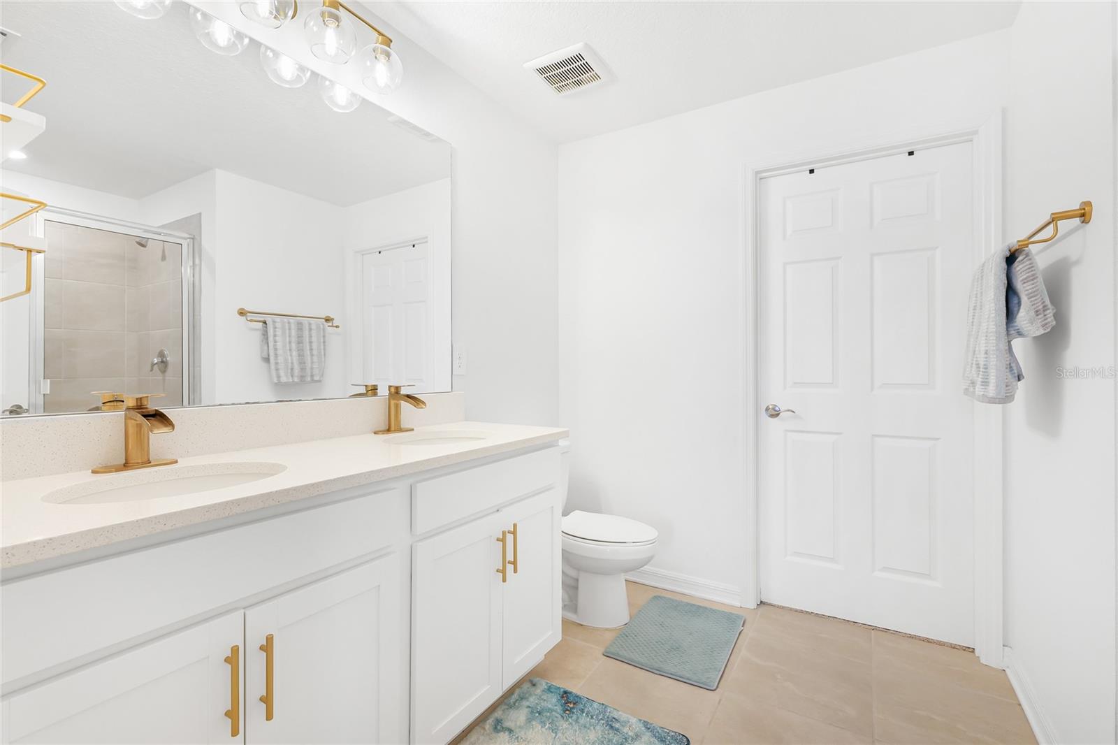 Image 17 of 62 For 1808 Fender Lane