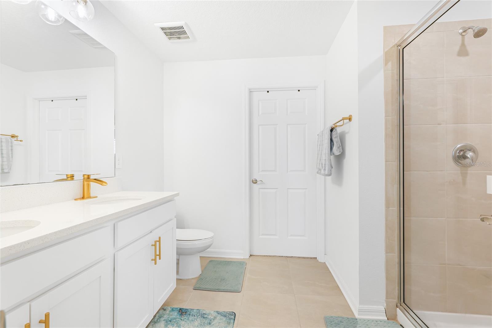 Image 18 of 62 For 1808 Fender Lane