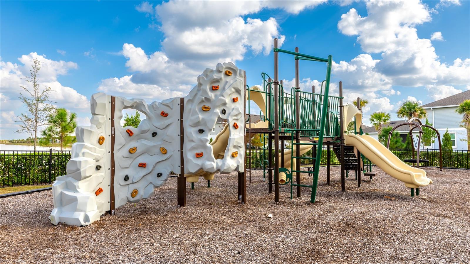 Image 39 of 62 For 1808 Fender Lane