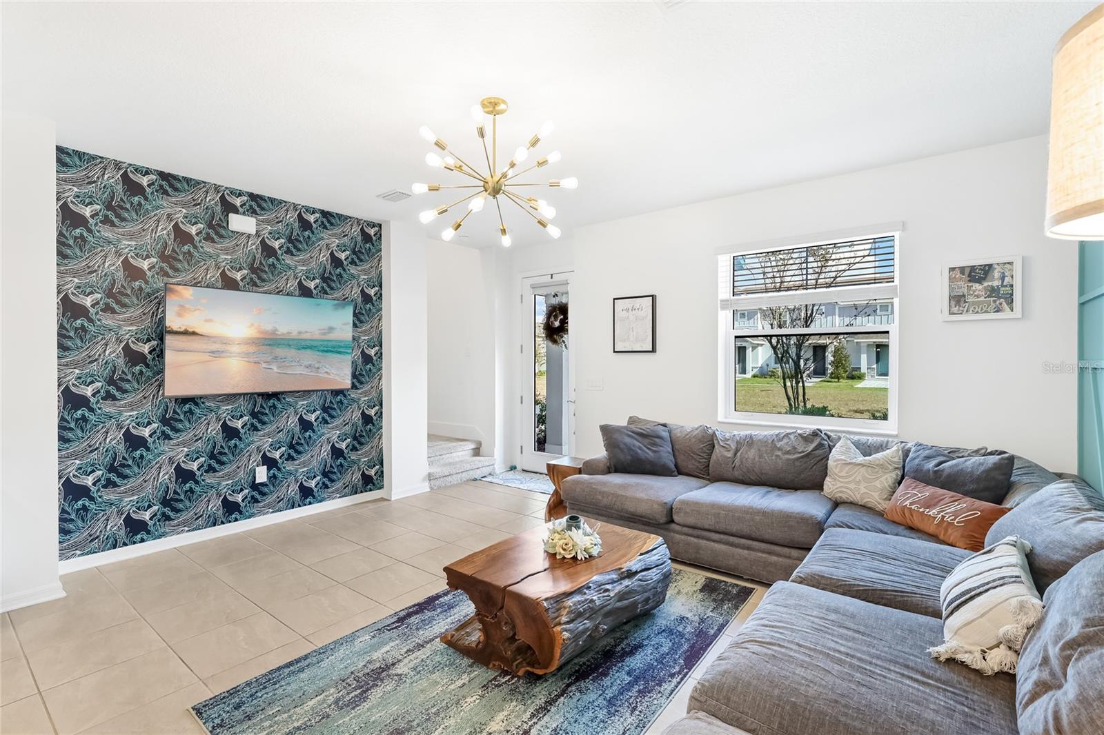 Image 5 of 62 For 1808 Fender Lane