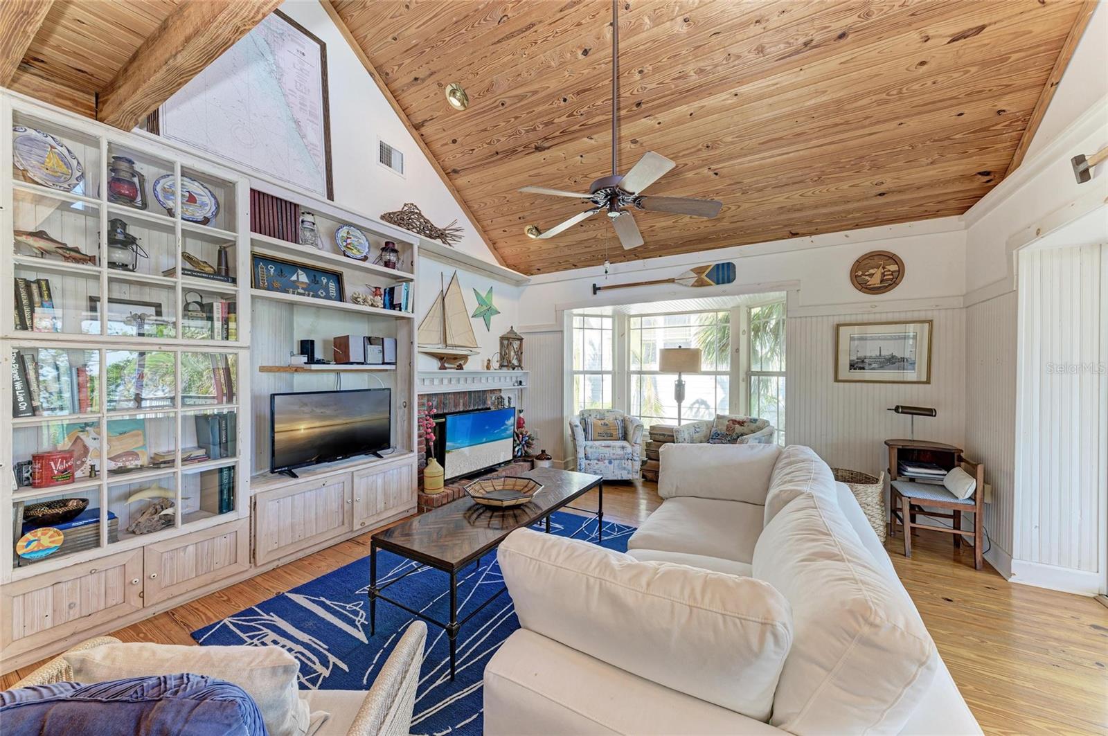 Image 10 of 39 For 2308 Canasta Drive