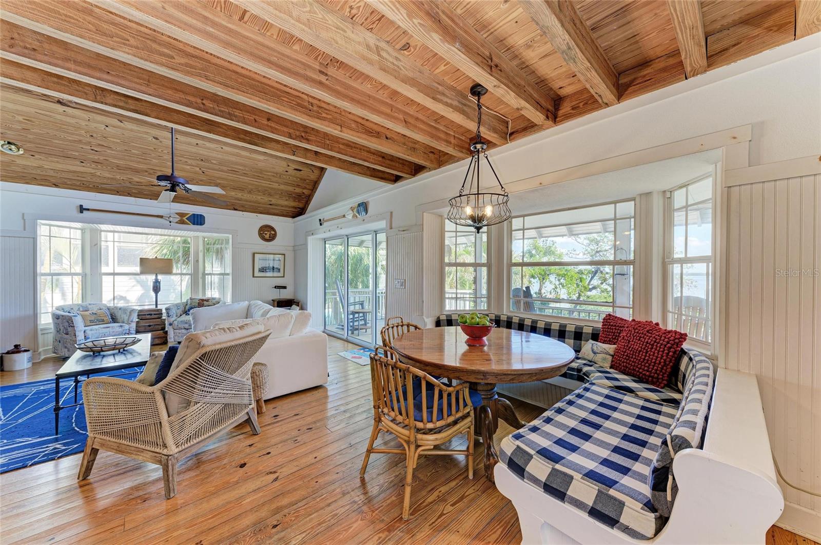 Image 8 of 39 For 2308 Canasta Drive