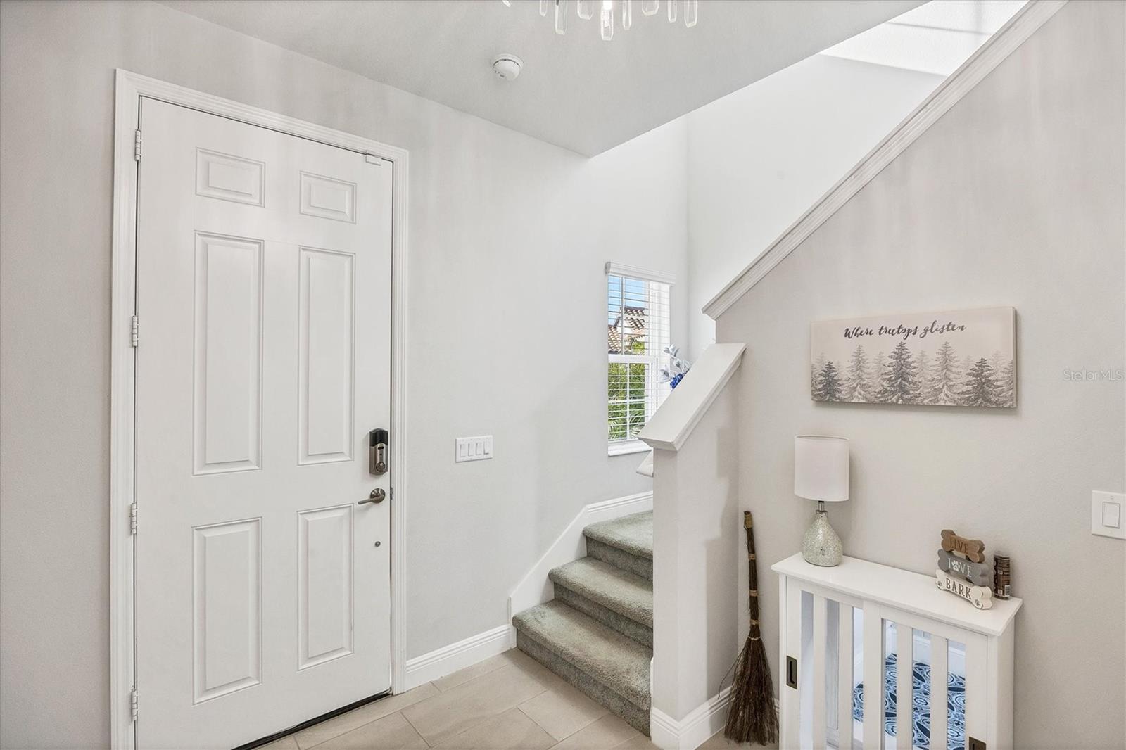 Image 25 of 100 For 12923 Seasong Terrace