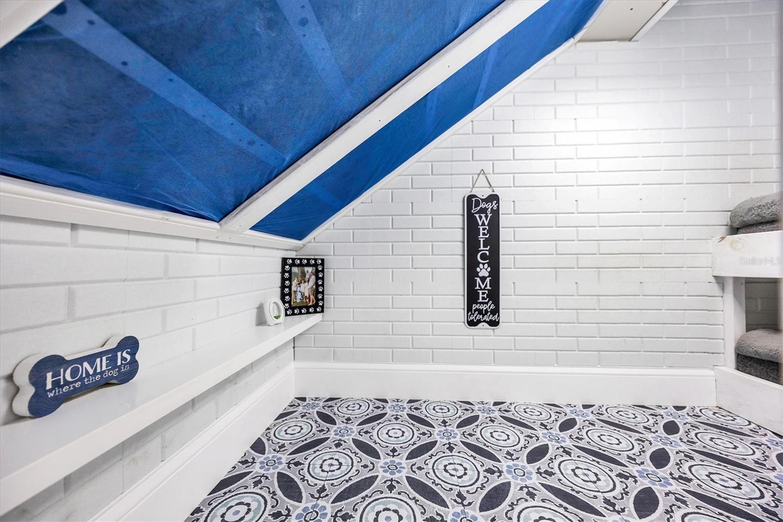 Image 28 of 100 For 12923 Seasong Terrace