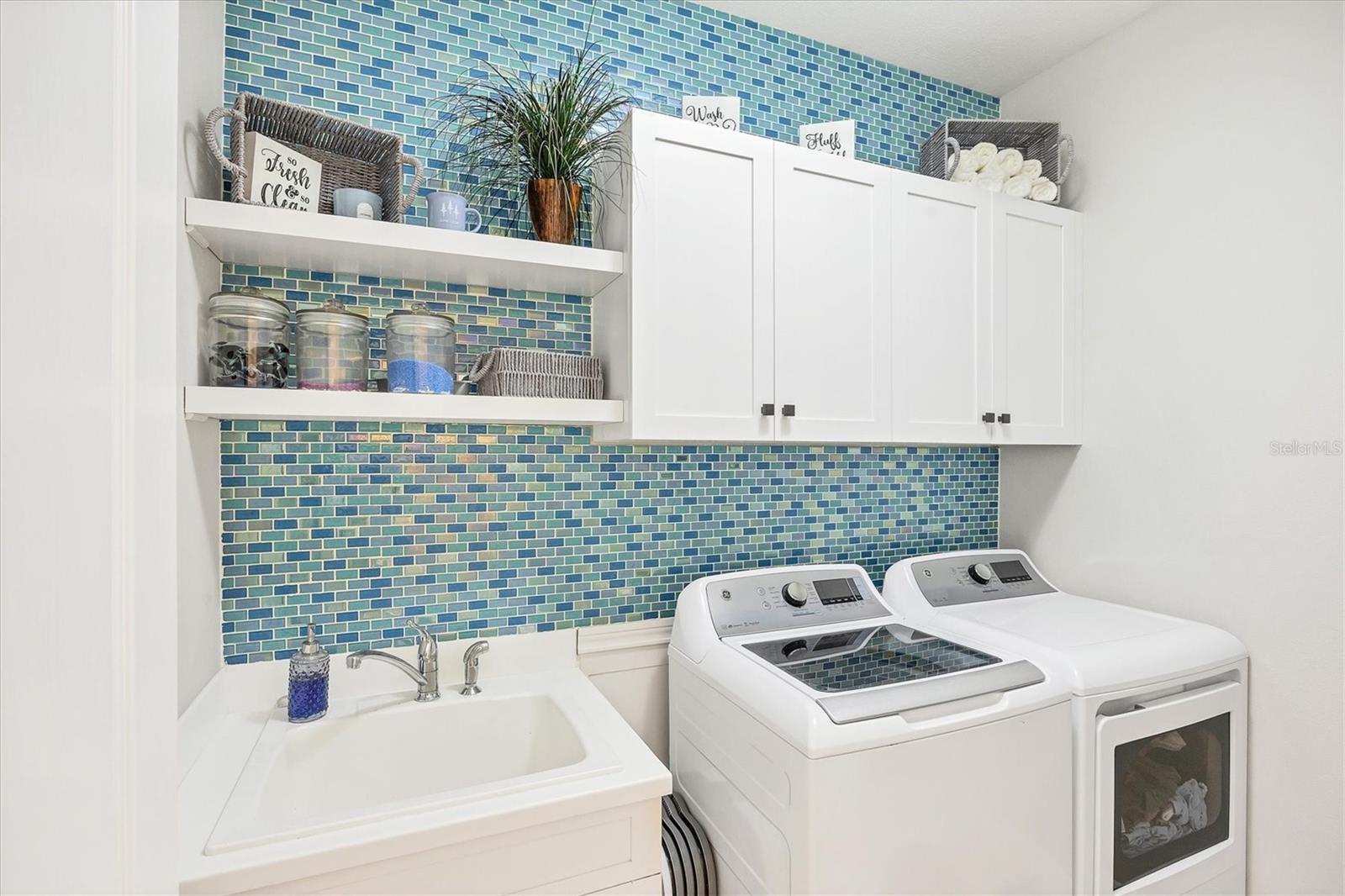 Image 47 of 100 For 12923 Seasong Terrace