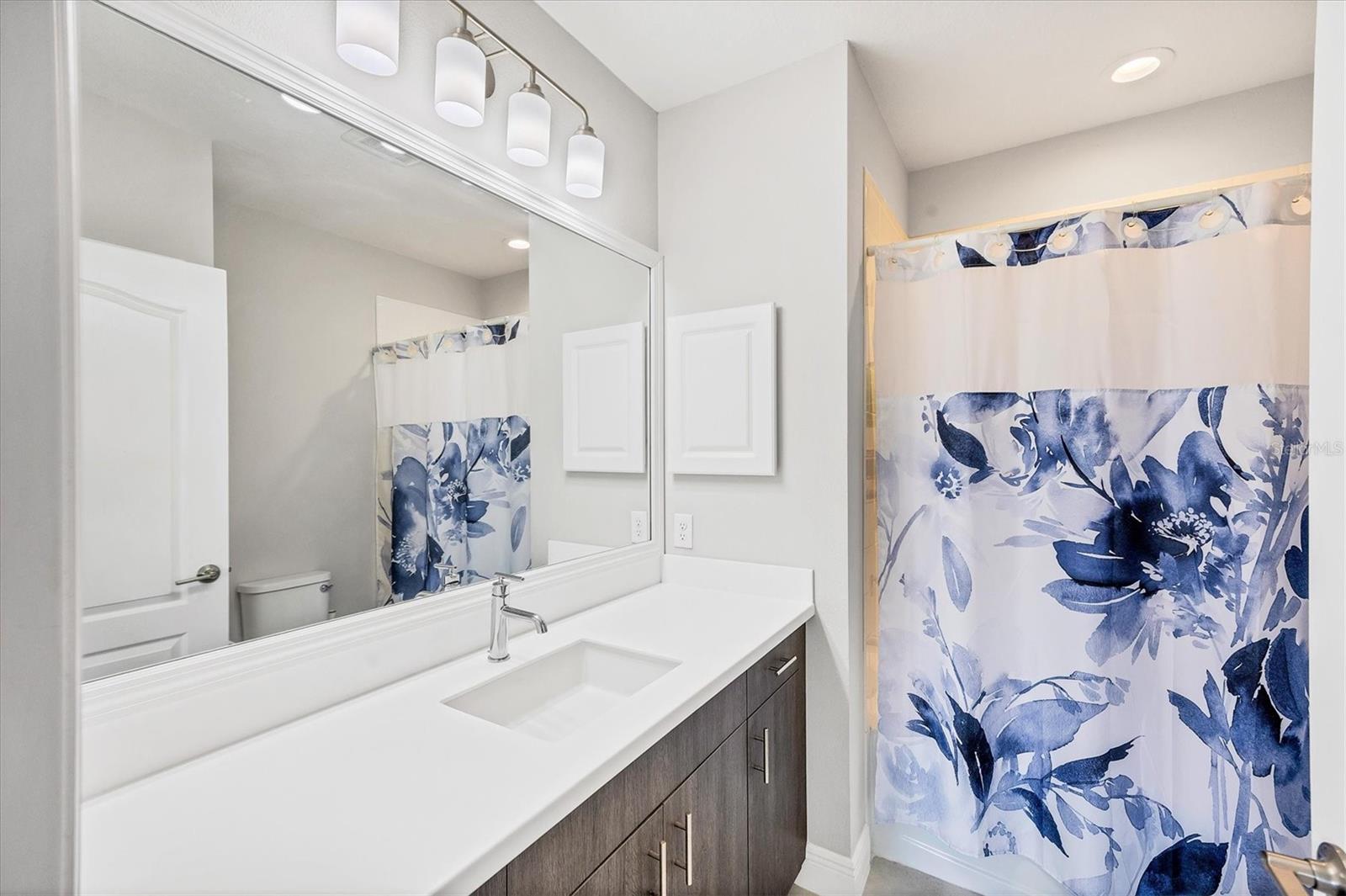 Image 70 of 100 For 12923 Seasong Terrace