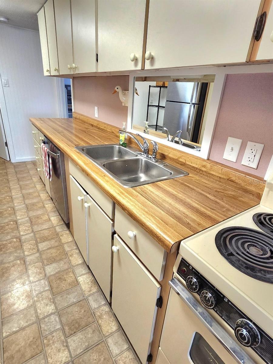 Image 22 of 70 For 6522 Massachusetts Street