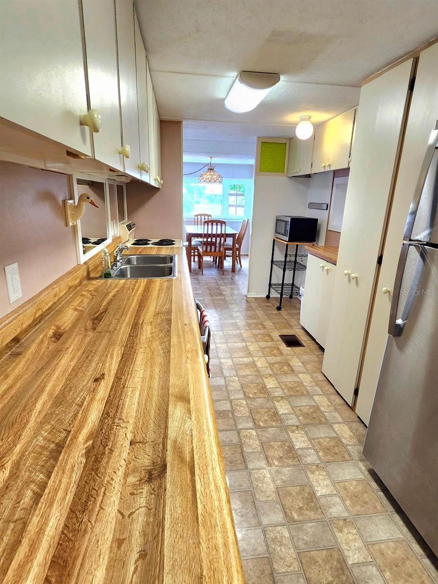 Image 23 of 70 For 6522 Massachusetts Street