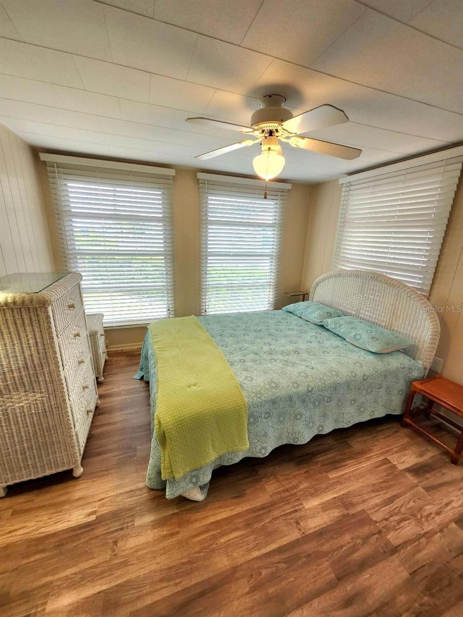 Image 26 of 70 For 6522 Massachusetts Street