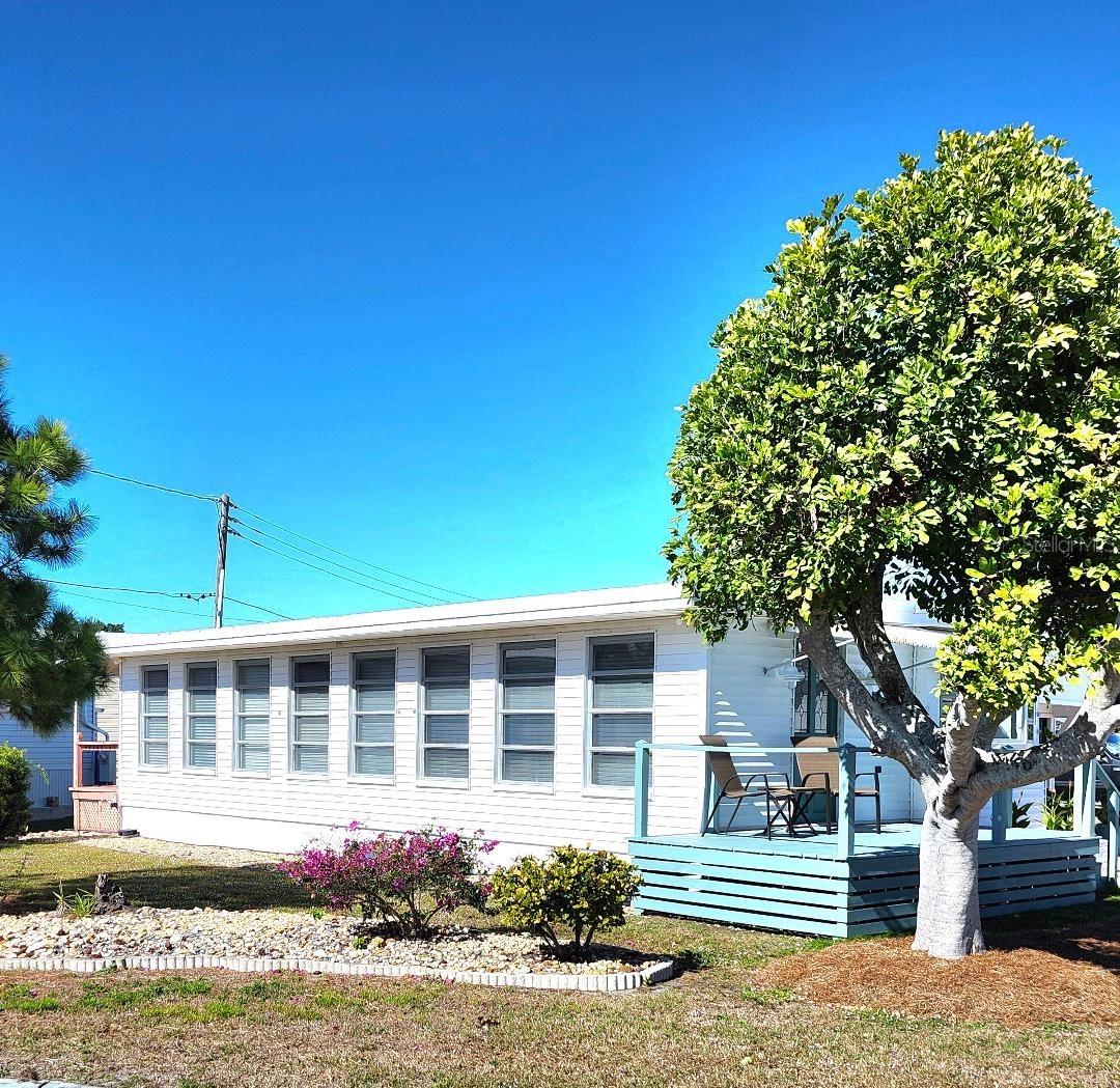 Image 5 of 70 For 6522 Massachusetts Street