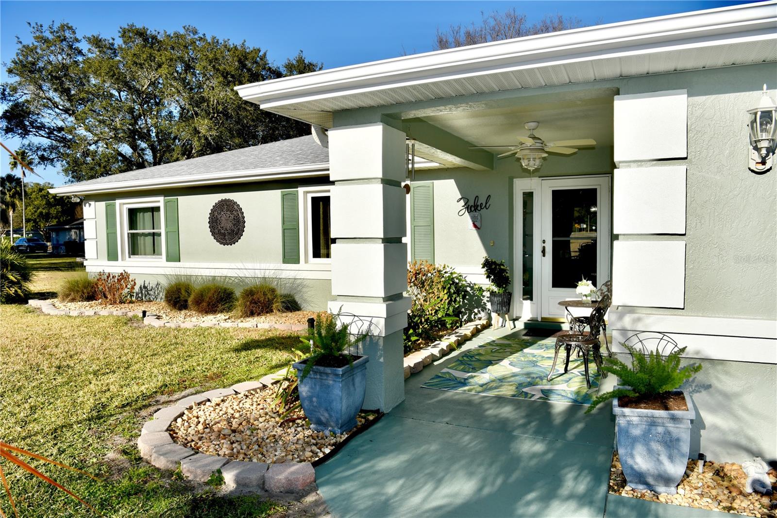 Image 3 of 50 For 10447 62nd Court