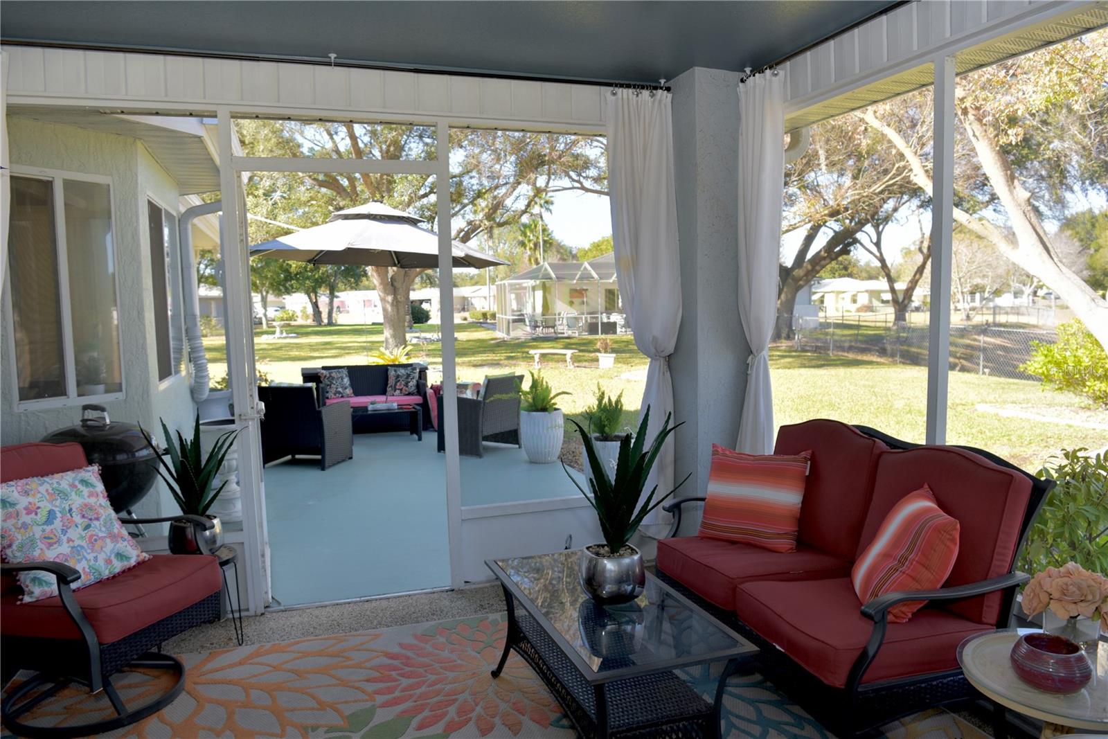 Image 40 of 50 For 10447 62nd Court