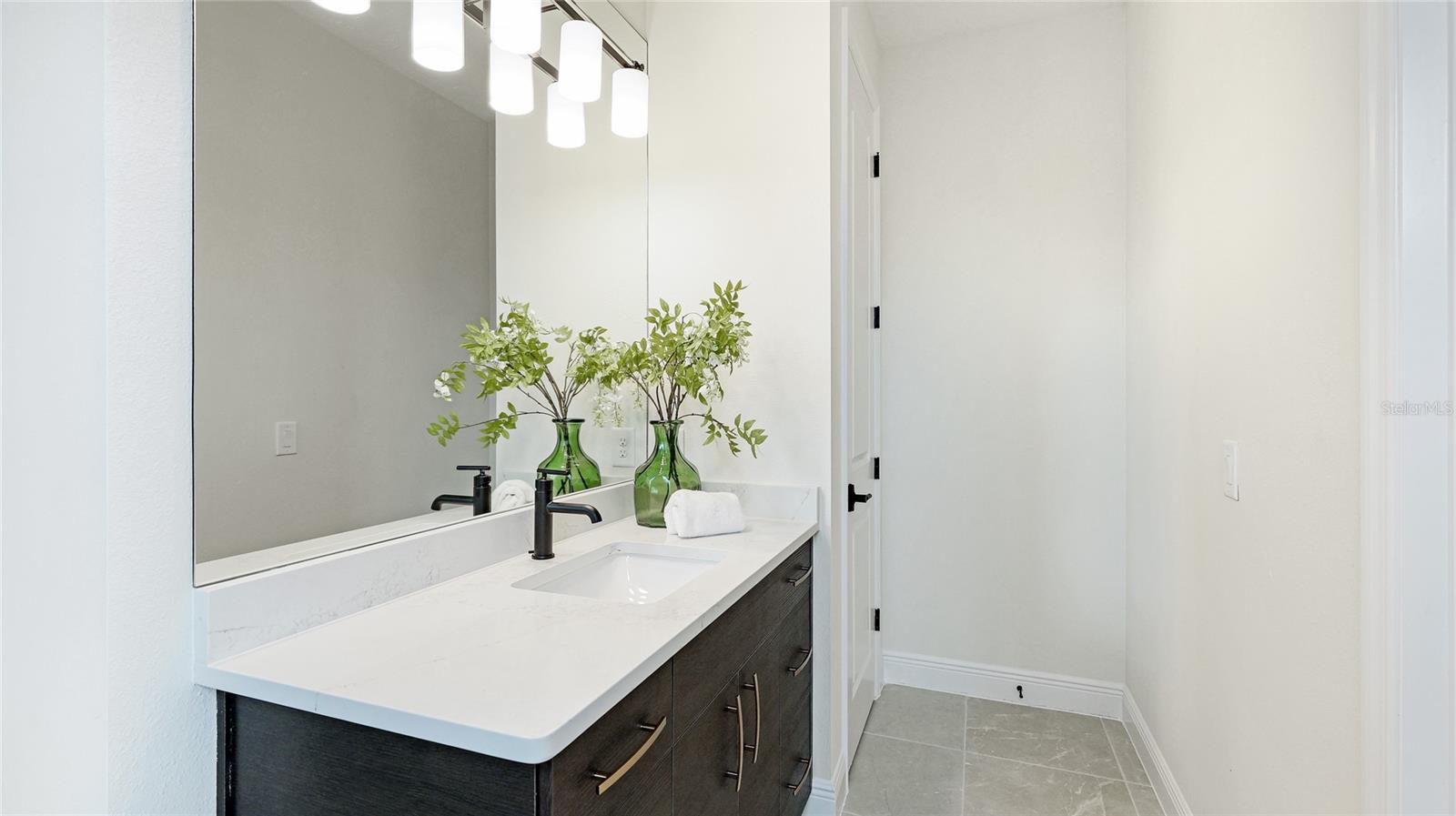 Image 41 of 69 For 1504 Corfu Place