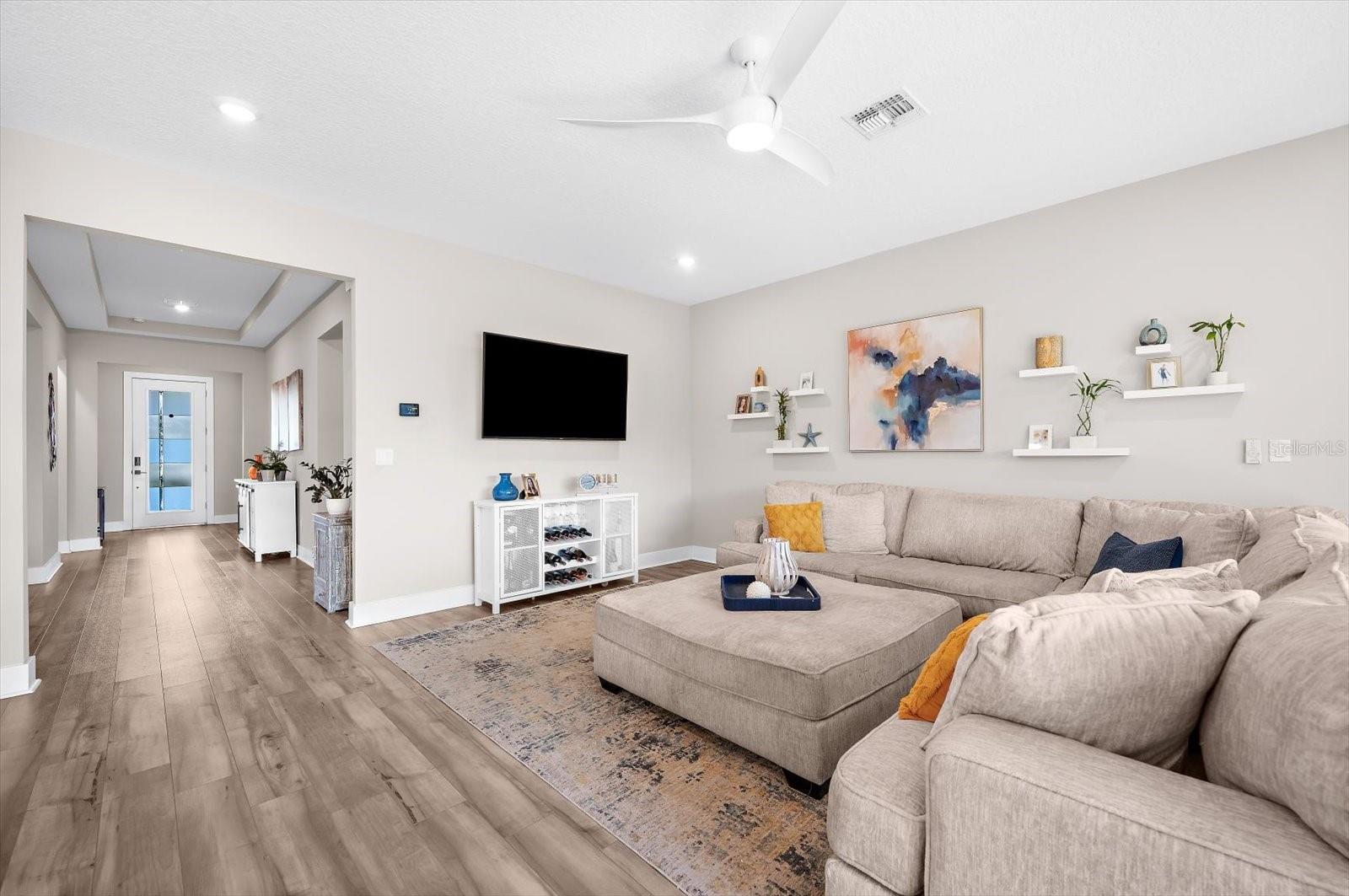 Image 12 of 85 For 13832 Green Hammock Place