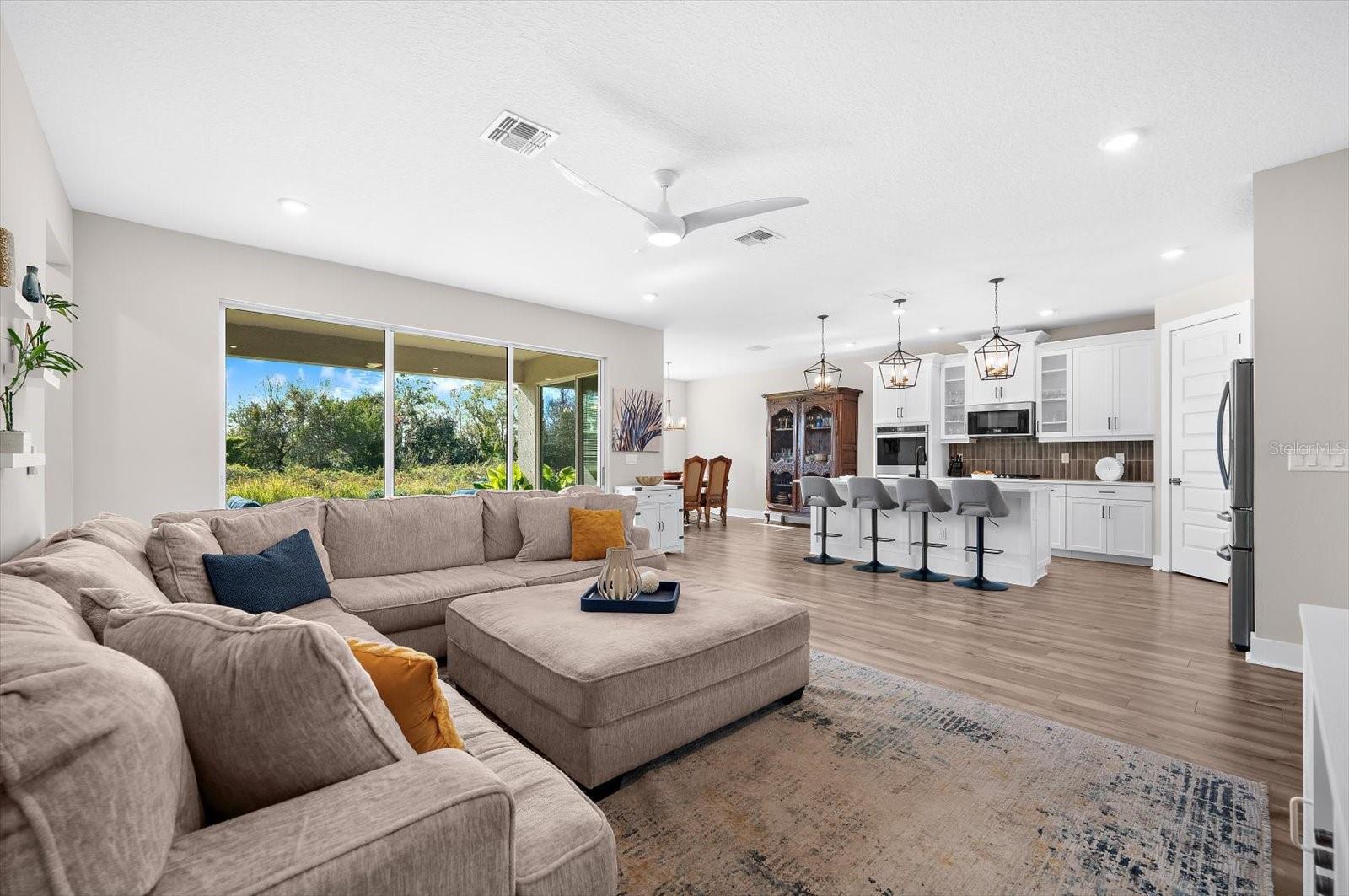 Image 13 of 85 For 13832 Green Hammock Place