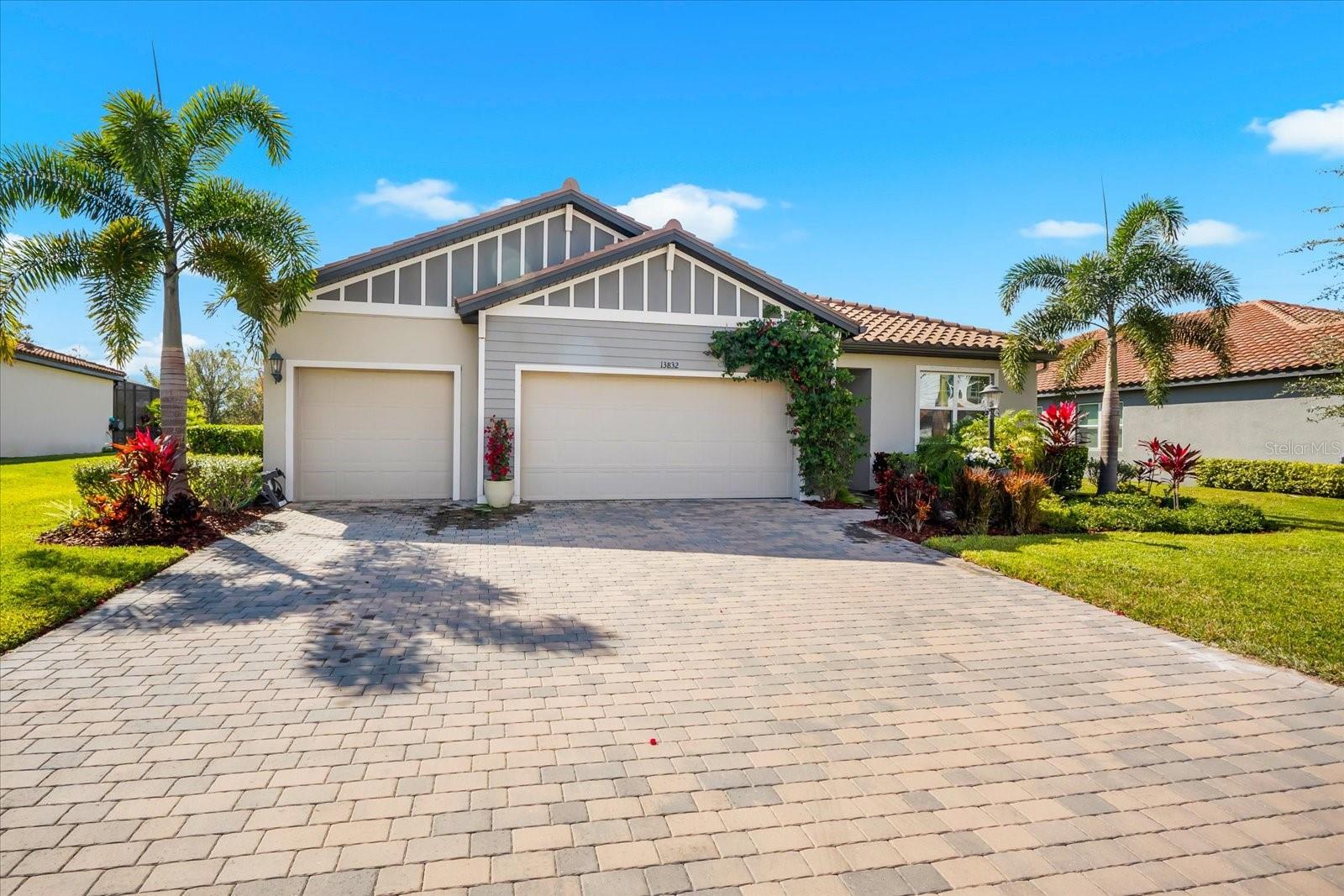 Image 2 of 85 For 13832 Green Hammock Place