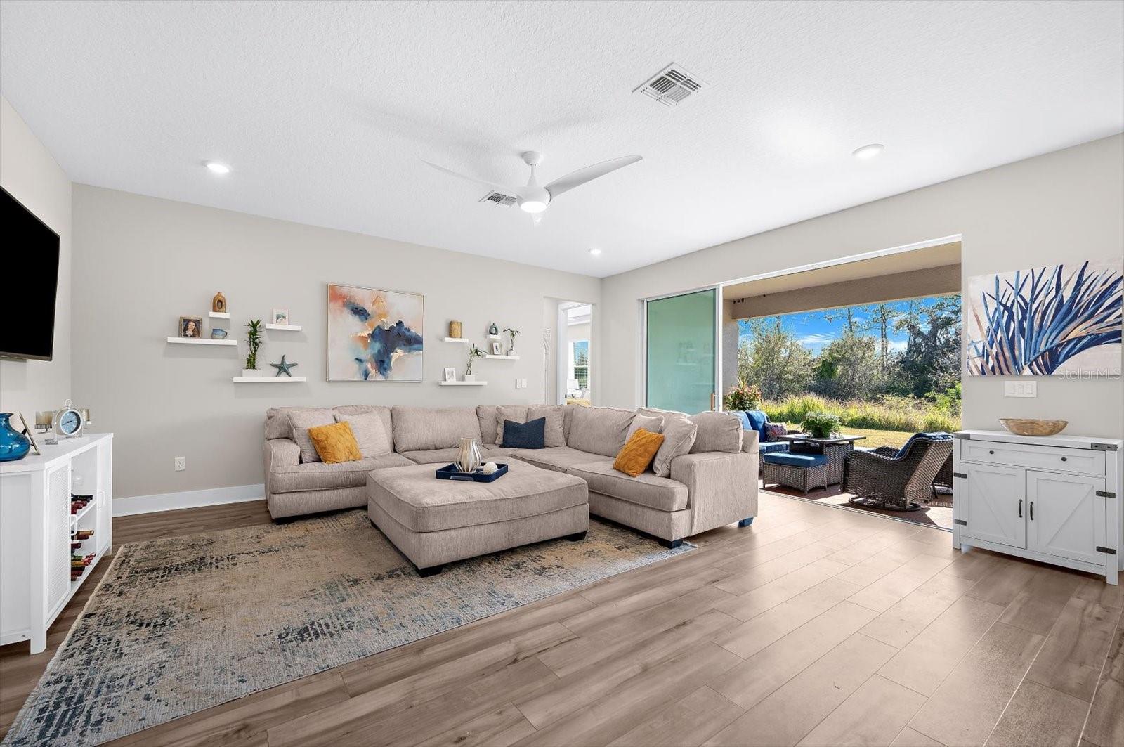 Image 9 of 85 For 13832 Green Hammock Place