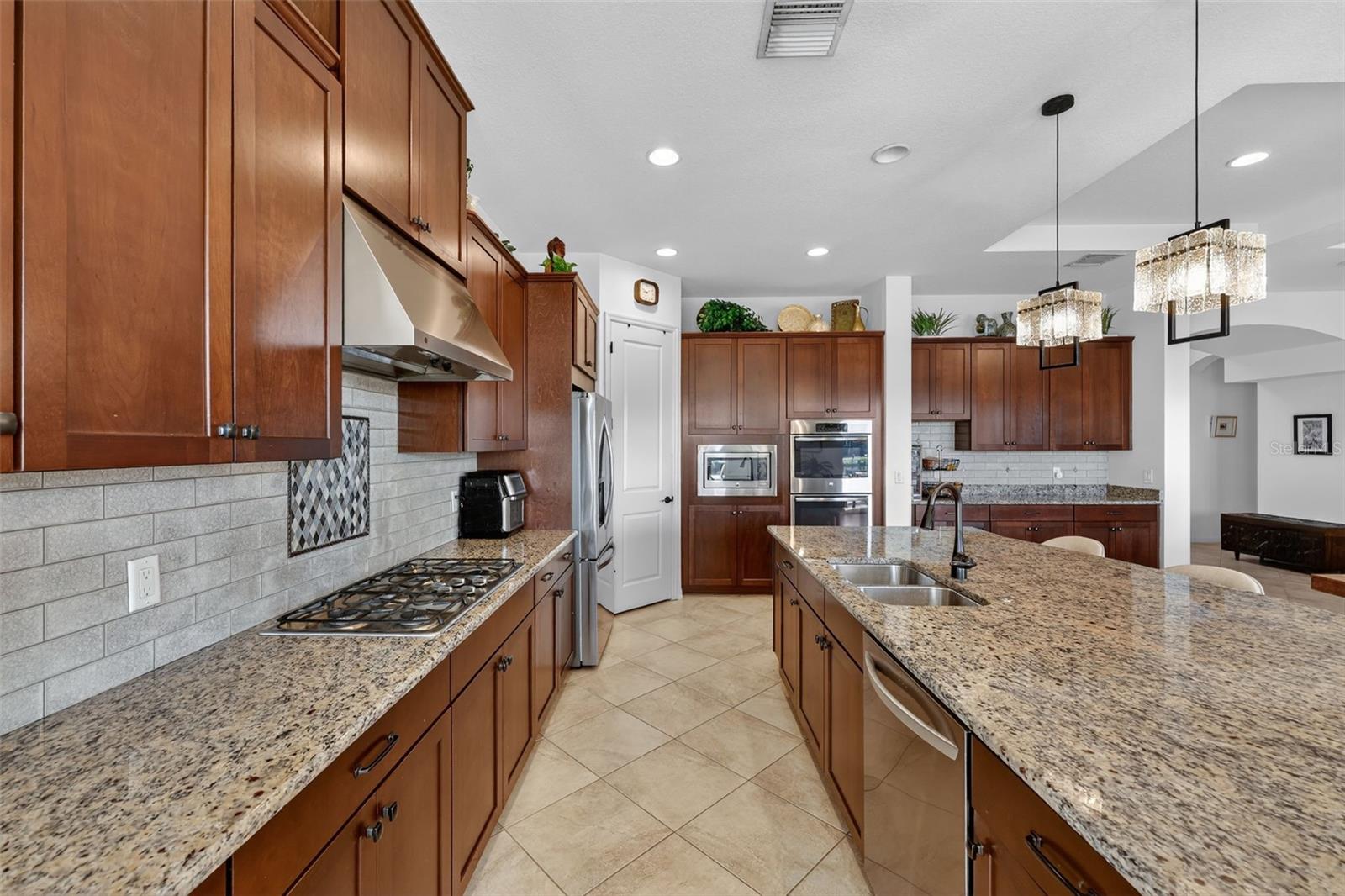 Image 14 of 25 For 4618 Arbor Gate Drive