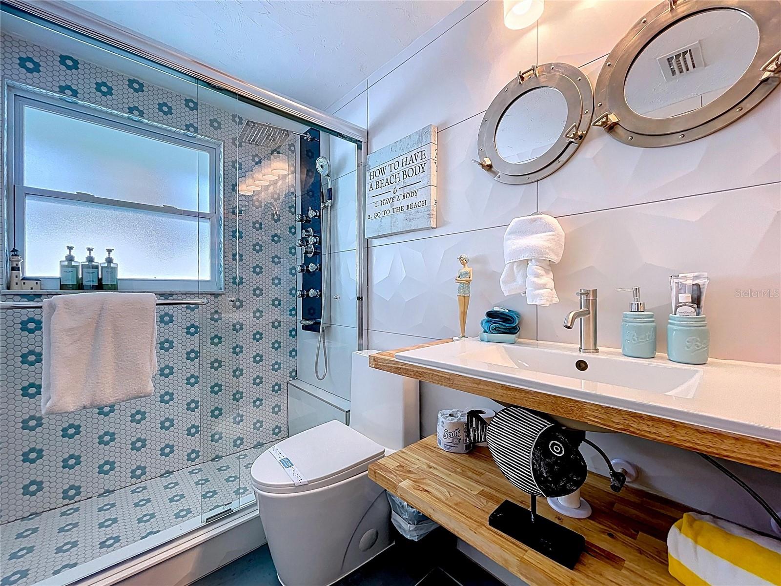 Image 22 of 39 For 304 29th Street A