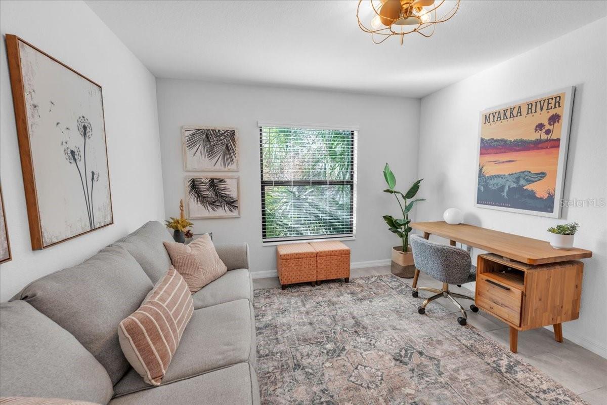 Image 16 of 74 For 5711 Palmer Circle 206