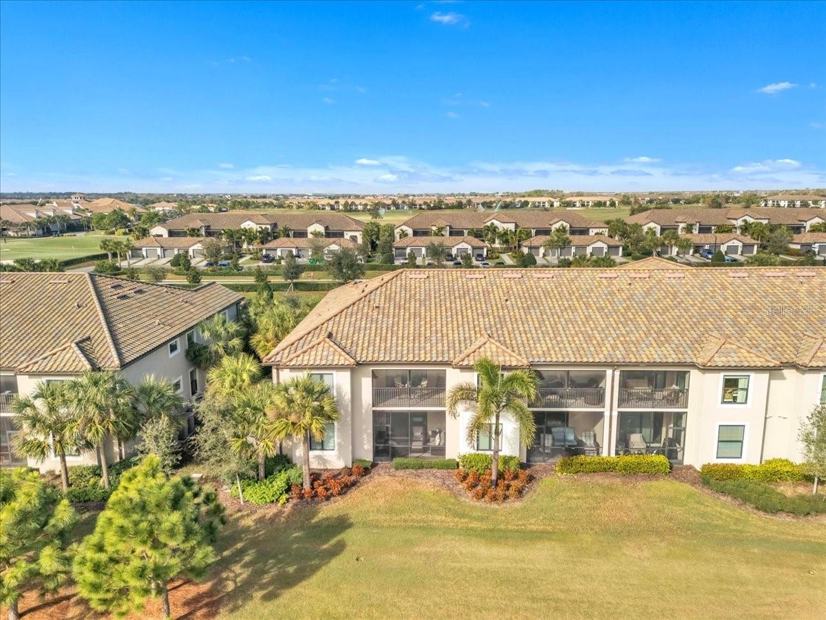 Image 32 of 74 For 5711 Palmer Circle 206