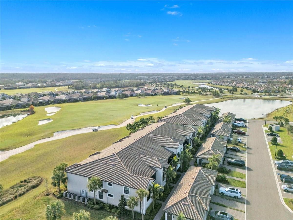 Image 33 of 74 For 5711 Palmer Circle 206