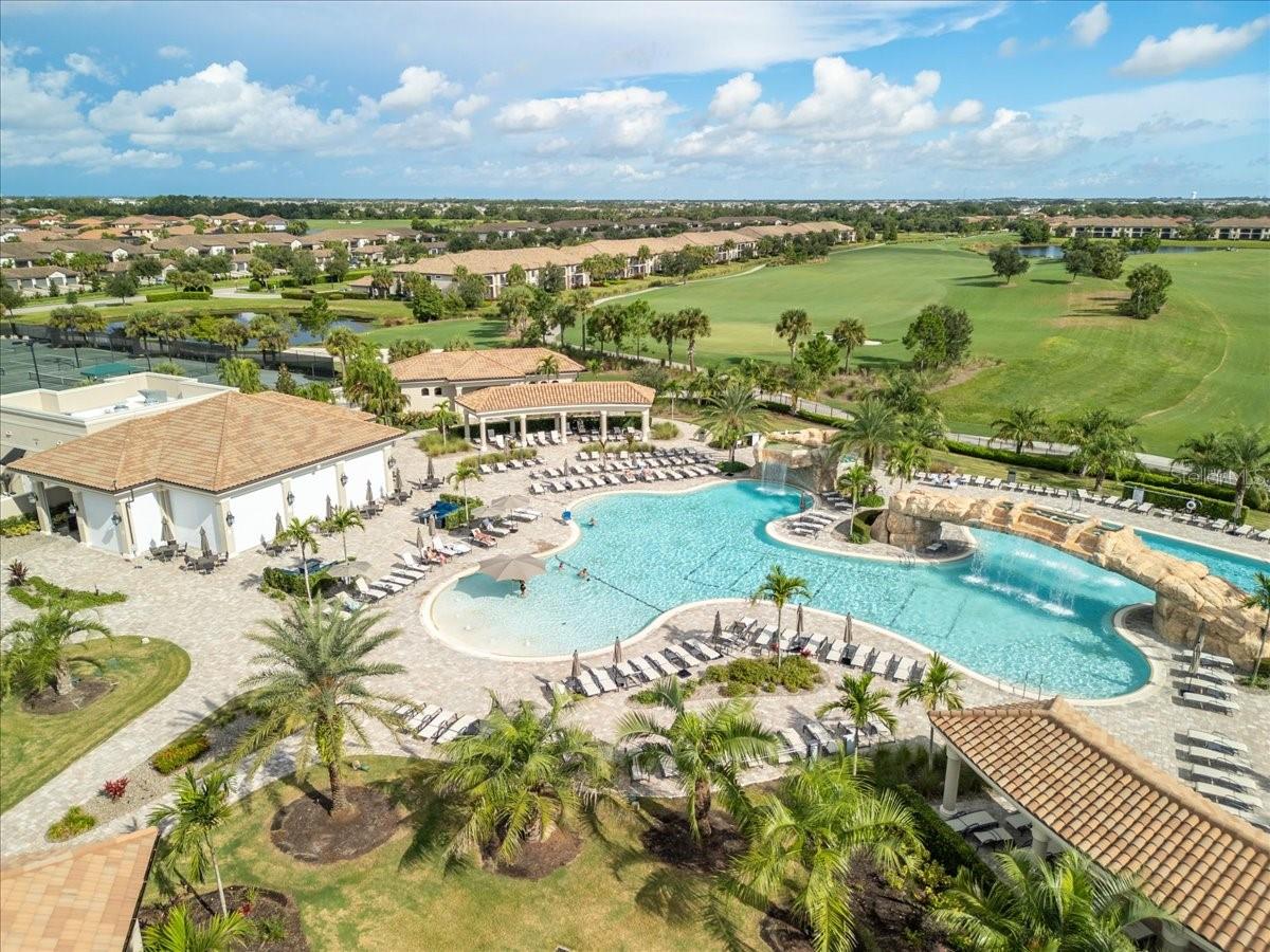 Image 37 of 74 For 5711 Palmer Circle 206