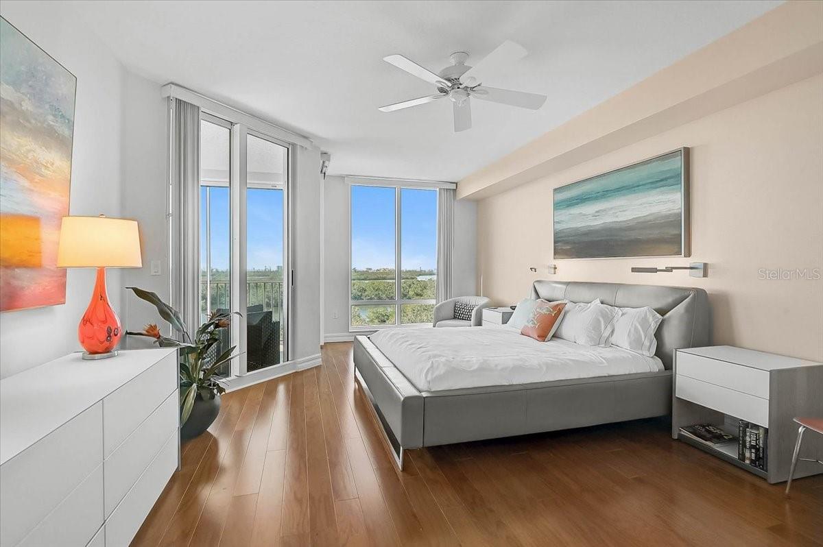 Image 19 of 63 For 409 Point Road 601