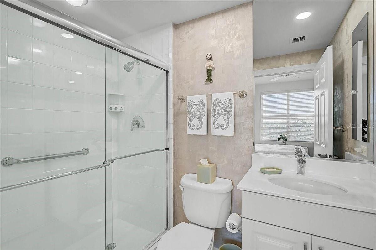 Image 28 of 63 For 409 Point Road 601