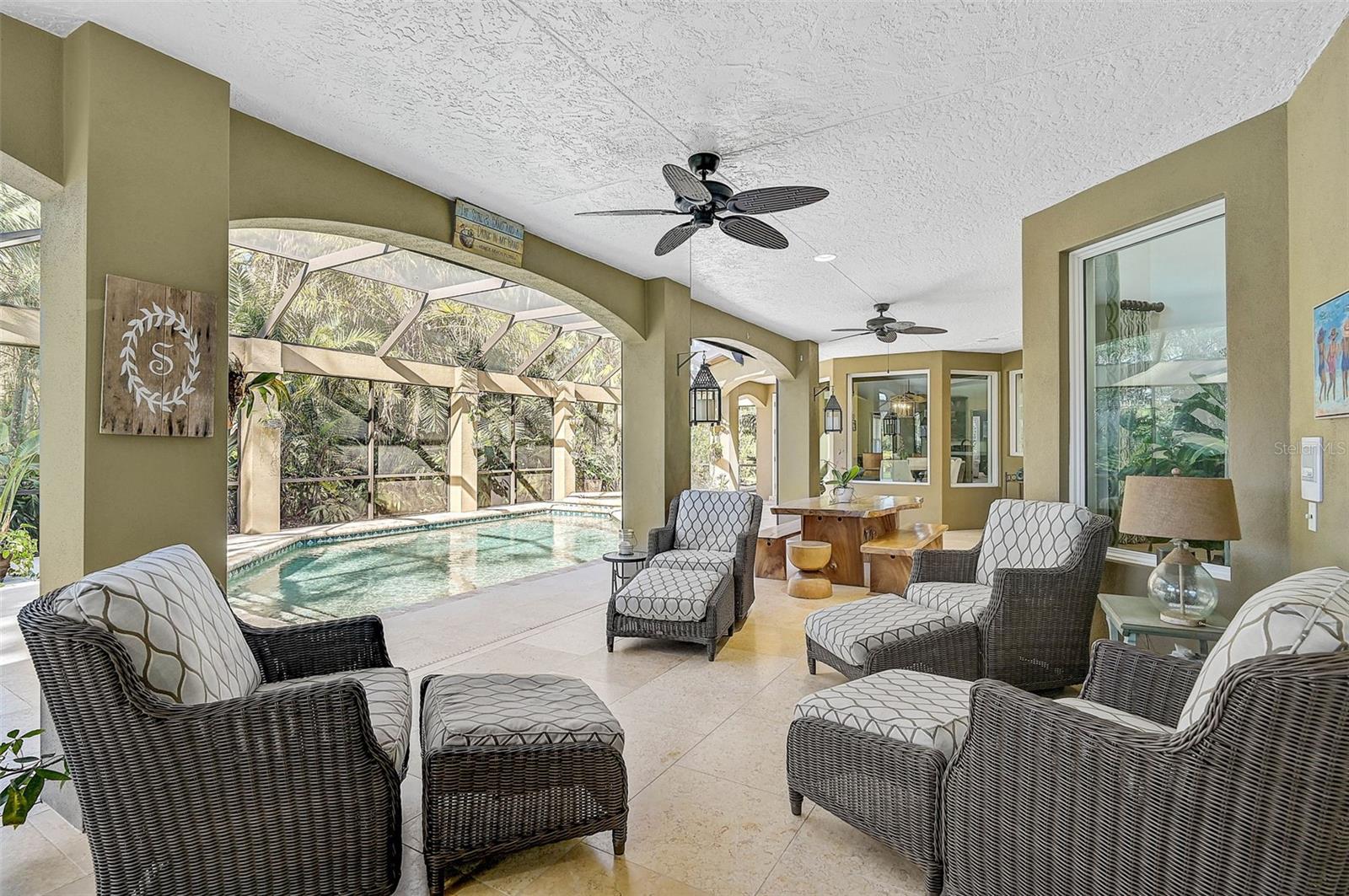 Image 36 of 73 For 662 Fernwalk Lane