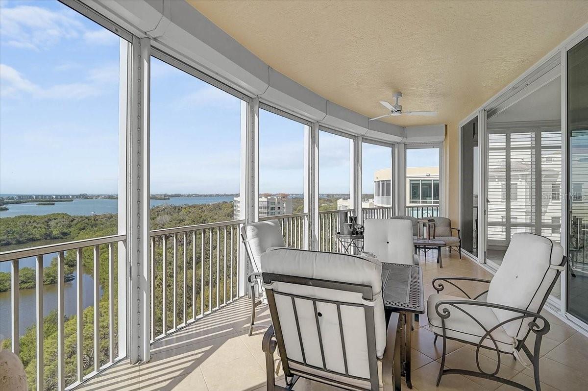 Listing photo id 30 for 401 Point Road 1001