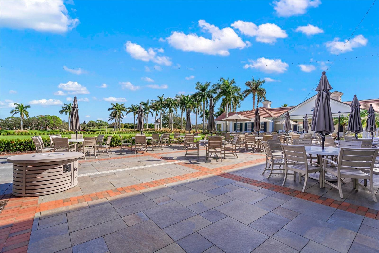 Listing photo id 48 for 401 Point Road 1001