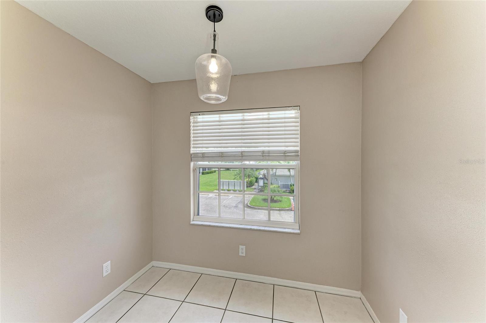 Image 16 of 42 For 6618 Pineview Terrace 6618