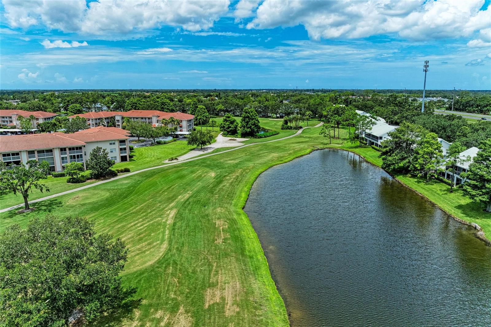 Image 39 of 42 For 6618 Pineview Terrace 6618