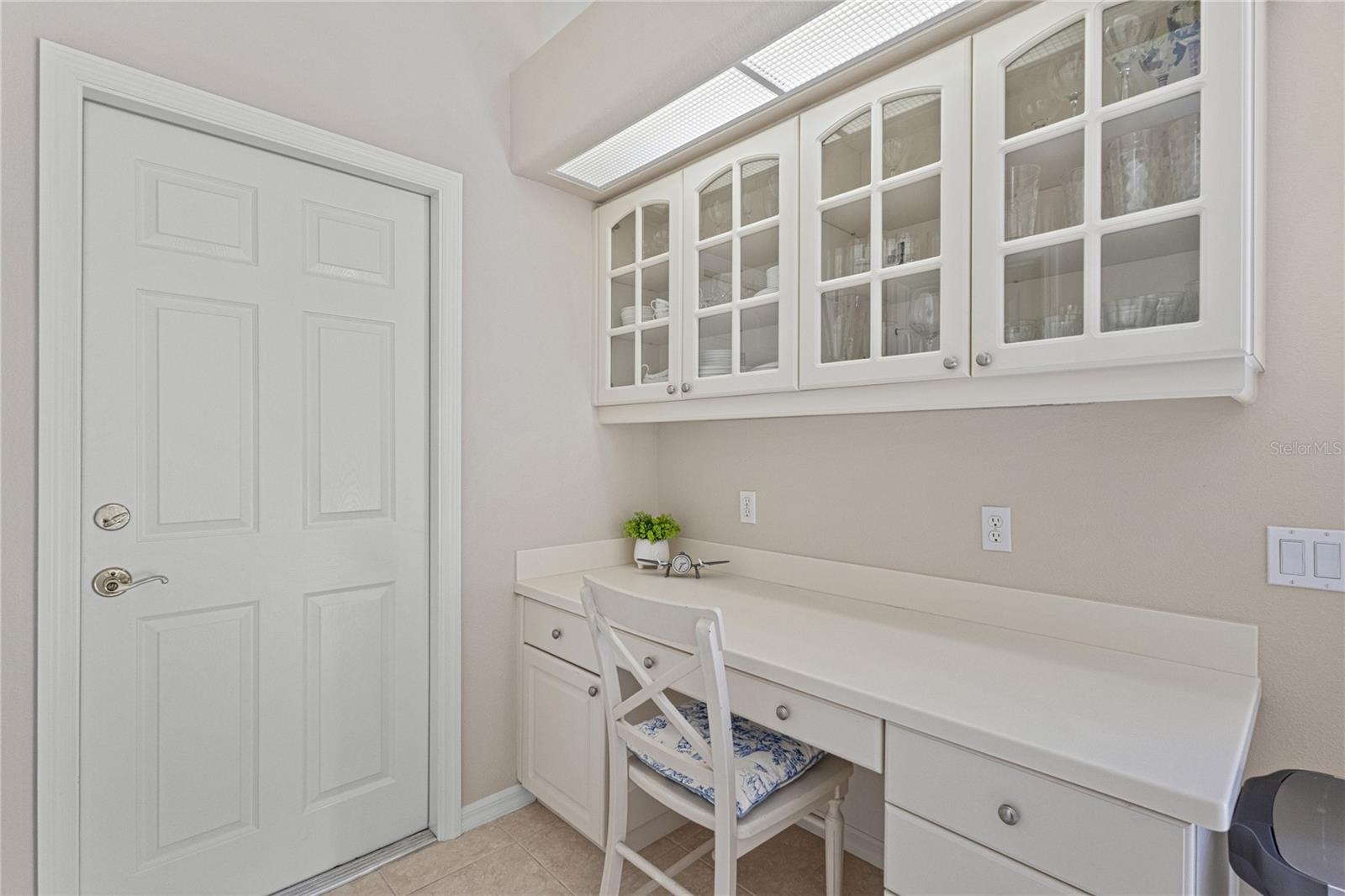 Image 14 of 80 For 8733 49th Terrace East