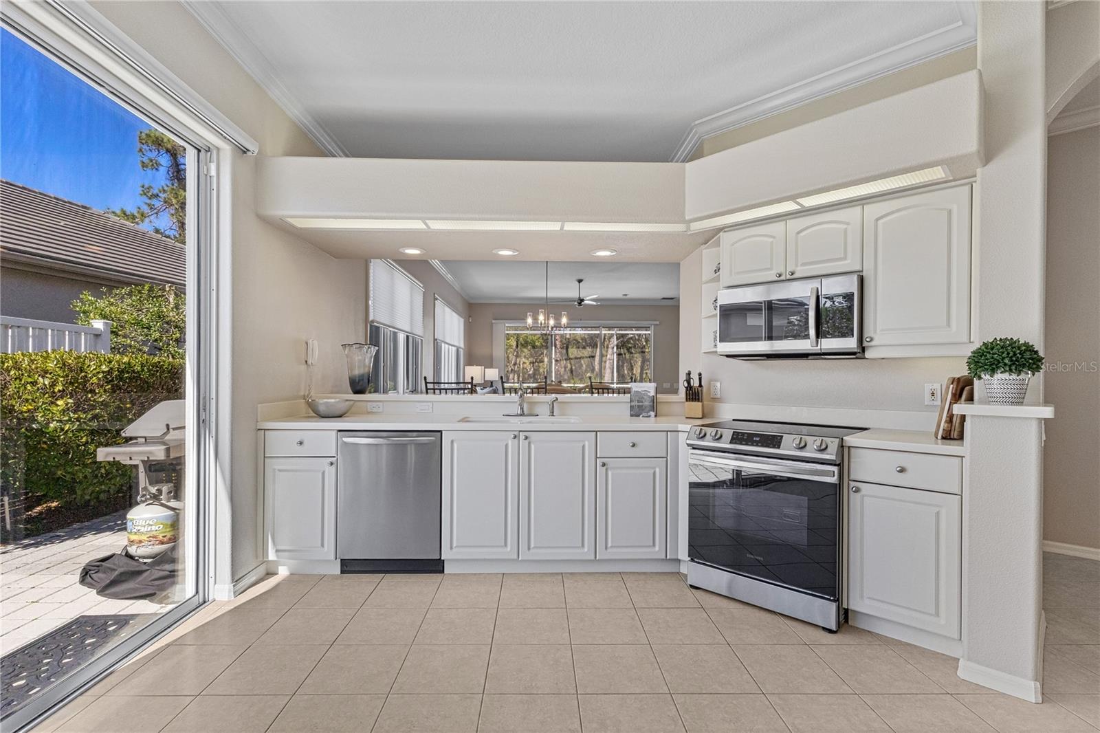 Image 15 of 80 For 8733 49th Terrace East