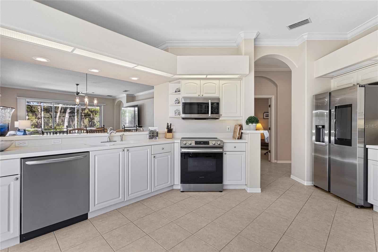 Image 9 of 80 For 8733 49th Terrace East