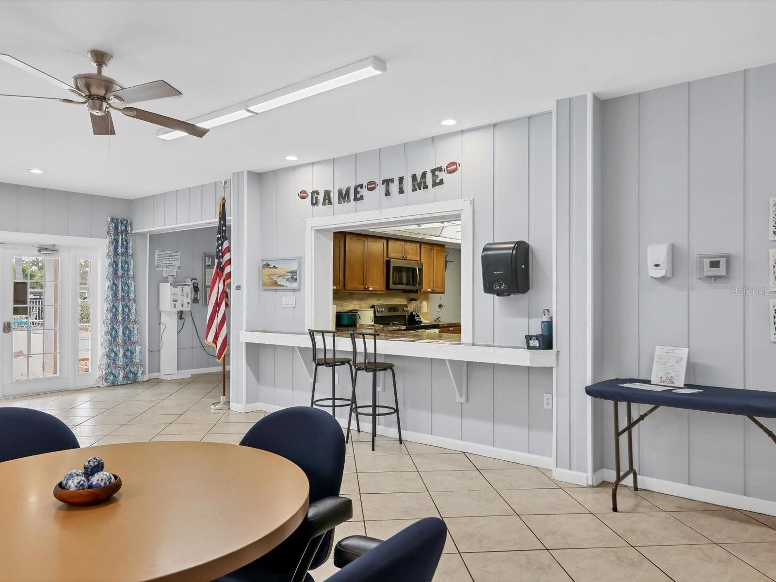 Image 33 of 47 For 1330 Glen Oaks Drive E 174d