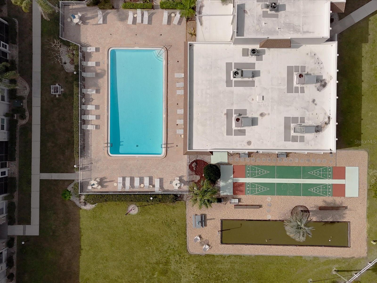 Image 45 of 47 For 1330 Glen Oaks Drive E 174d