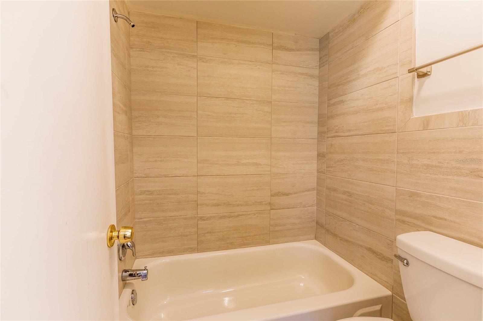 Image 22 of 40 For 7416 Clearview Drive