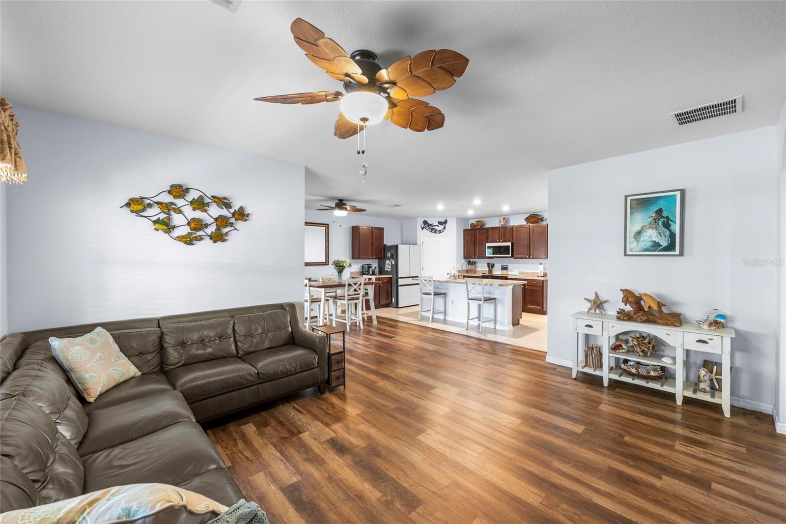 Image 9 of 37 For 15224 Peaceful Bull Place