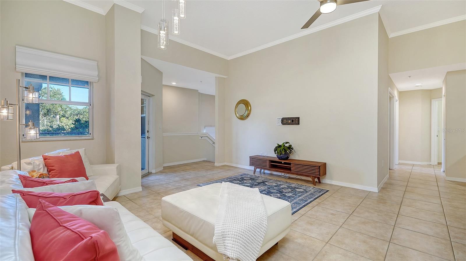 Image 11 of 56 For 1064 Tamiami Trail 1125